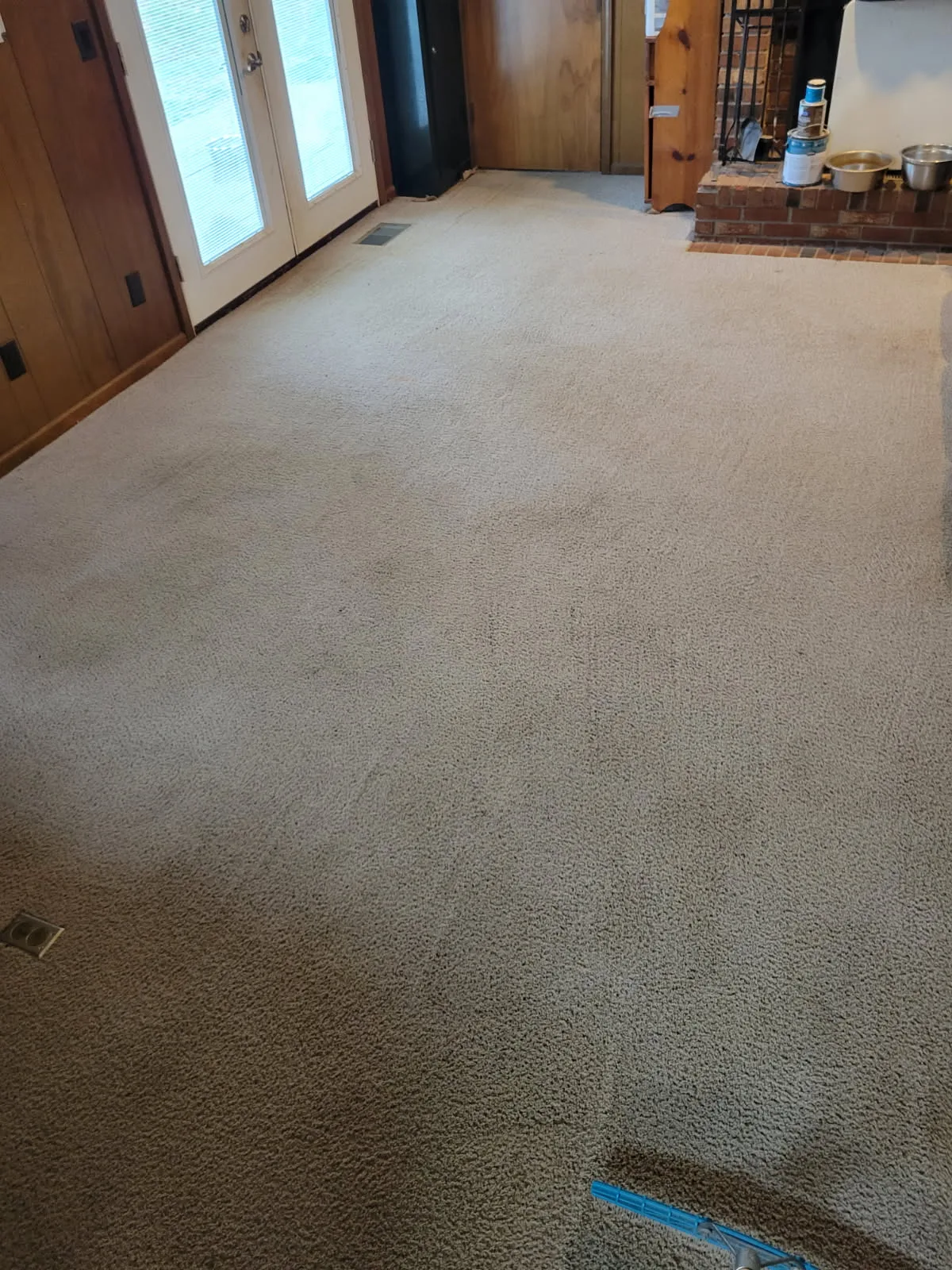 family room carpet after cleaning by Butler Total Cleaning